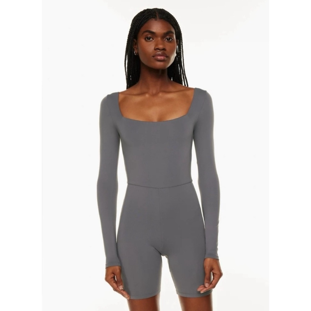 nwot Contour Squareneck Longsleeve Romper L carbon grey?